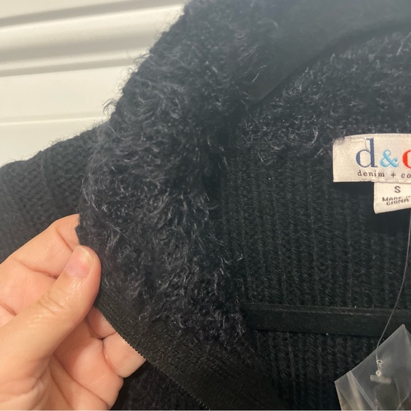 Denim & Co Black Sleeveless Zip-Up Sweater Vest NWOT - Picture 5 of 8